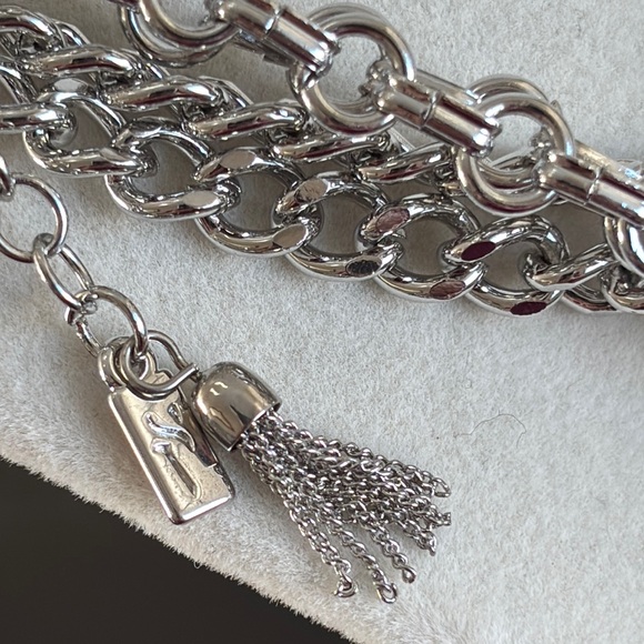 Simply Vera Vera Wang White Floral Necklace - Picture 8 of 10